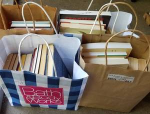 lot 487 image: 4 BAGS OF ASSORTED BOOKS AS SHOWN. YOU ARE BIDDING BY THE BAG