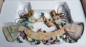 lot 492 image: WELCOME ANGEL THEMED DECOR PIECE IN BOX AS SHOWN.