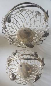 lot 548 image: 2 GODINGER SILVER ART CO. BASKETS IN STYLECOLORCONDITION SHOWN. NICE YOU ARE BIDDING BY THE PIECE