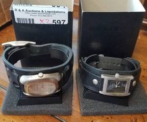 lot 597 image: 2 VESTAL WATCHES IN ORIGINAL BOXES AS SHOWN. BOTH APPEAR TO BE IN LIKE-NEW CONDITION. YOU ARE BIDDING BY THE PIECE