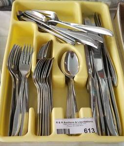 lot 613 image: LOT OF FLATWARE IN ORGANIZER AS SHOWN.
