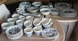 lot 628 image: LOT OF VINTAGE BLUE DANUBE CHINA AS SHOWN. CHECK THESE OUT YOU ARE BIDDING BY THE PIECE