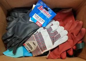 lot 635 image: BOX LOT OF ASSORTED GLOVES IN STYLESSIZES SHOWN.