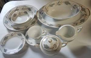 lot 643 image: VINTAGE MIKADO FINE CHINA (JAPAN) DISHES IN SEPTEMBER PATTERN AS SHOWN. MUST SEE YOU ARE BIDDING BY THE PIECE