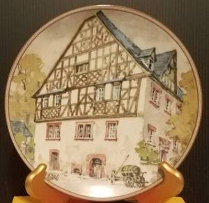 lot 720 image: GERMAN COLLECTIBLE PLATE IN THEMEDESIGNTITLE SHOWN.