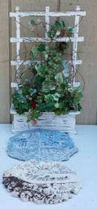 lot 767 image: LOT OF OUTDOOR DECOR PLUS
