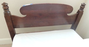 lot 25 image: VINTAGE Twin BED - CONSISTS OF Headboard, Footboard and Side Rails DARK WOOD