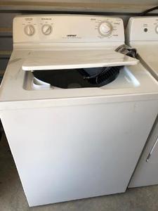 lot 28 image: Hot Point Washer 9 Cycles   SmMedLG  loads     Very clean WORKS GREAT