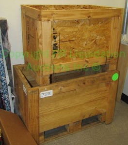 lot 111 image: Wood cargostorage crates, 23 x 20 x 29