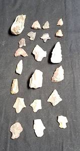 lot 168 image: Native American arrow heads and shards