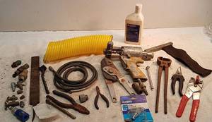 lot 246 image: Shop Tools &amp Supplies