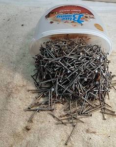 lot 274 image: Bucket of Nails