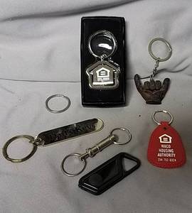 lot 301 image: Key chains