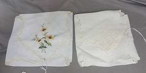 lot 313 image: bread basket cloths