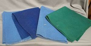 lot 316 image: Drawer liner  no slip cloth