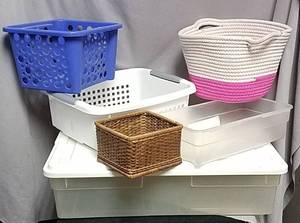lot 346 image: Storage and organization