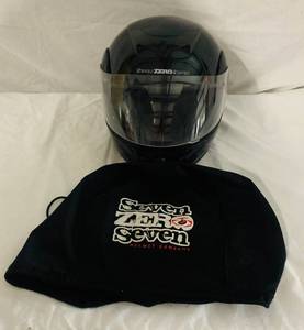 lot 2 image: Helmet