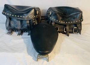 lot 4 image: Leather Solo Seat and Saddle Bags