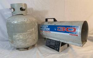 lot 13 image: Reddy Heater