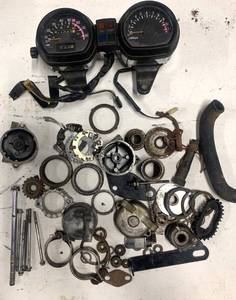 lot 125 image: 1980s gauges meter
