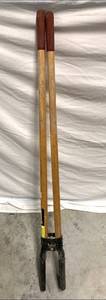 lot 172 image: Post Hole Digger