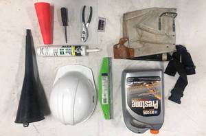 lot 149 image: Tool Belt, Hard Hat, Various items