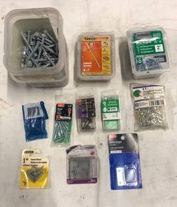 lot 148 image: Various Screws