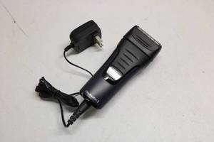 lot 6 image: Remington Shaver (Works)