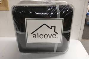 lot 139 image: Alcove Comforter Black 86x88in