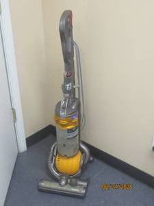 lot 1 image: DYSON DC25 ALL FLOORS TESTED AND WORK