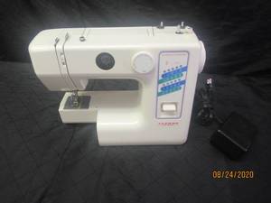 lot 11 image: JANOME JD1818 IN WORKING CONDITION