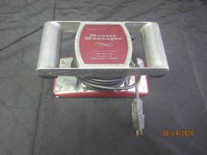 lot 21 image: MASTER MASSAGER VARIABLE SPEED M73-625A