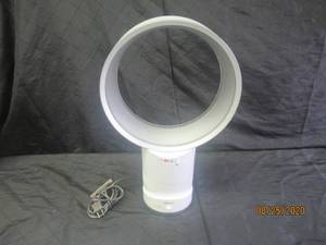 lot 118 image: DYSON AIR MULTIPLIER