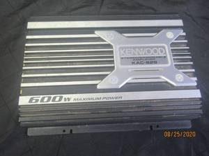 lot 127 image: KENWOOD STEREOBRIDGEABLE AMP KAC-829 600W MAXIMUM POWER
