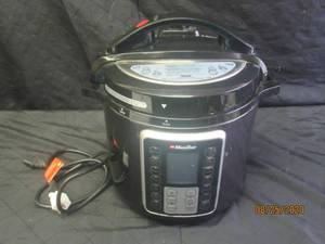 lot 134 image: MUELLER PRESSURE COOKER GT601-M09
