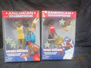 lot 179 image: VENUS AND SERENA WILLIAMS AMERICAN CHAMPIONS DOLLS
