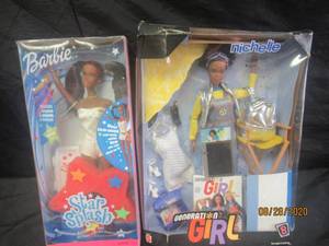 lot 180 image: 2 BARBIES GENERATION GIRL NICHELLE AND STAR SPLASH BARBIE