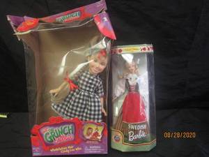 lot 181 image: 2 DOLLS SWEDISH BABIE AND WHOBILATION HAIR CINDY LOU WHO