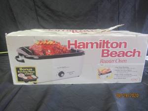 lot 185 image: NEW IN BOX HAMILTON BEACH ROSTER OVEN WITH BONUS PANS