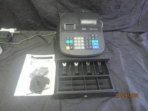 lot 193 image: ROYAL CASH REGISTER WITH MANUAL