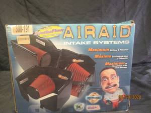 lot 200 image: AIRAID INTAKE SYSTEM 300-191 06-07 DODGE RAM 4.7L NEW IN BOX