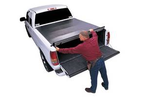 lot 86 image: EXTANG TRUCK BED COVER FORD 97-03 NEW IN BOX