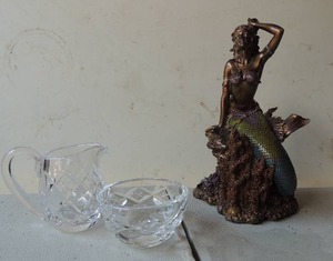 lot 178 image: Crystal sugar bowl, creamer and 9 mermaid colorful glass statue