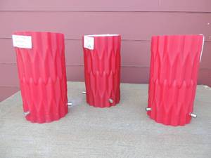 lot 200 image: 3 NEW red pendant hanging lights8.75