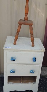 lot 204 image: 3 drawer small white chest side table 30x20x16 (bottom drawer missing)  wood plant stand 25x11