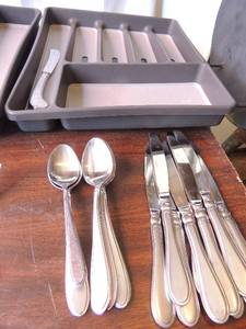 lot 261 image: Cambridge Stainless Silverware set and a silverware drawer insert