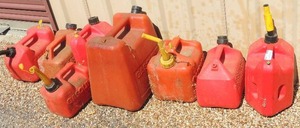 lot 278 image: GAS CANS - 1 gallon to 5 gallon various sizes and brands