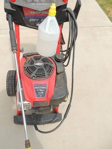 lot 226 image: Briggs and Straton 7.75 ready start power washer