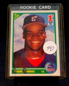 lot 40 image: 1990 SCORE FRANK THOMAS CHICAGO WHITE SOX ROOKIE CARD #663