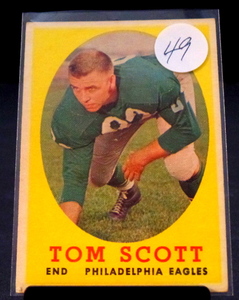 lot 49 image: 1958 Topps #125 Tom Scott (VG) -- Philadelphia Eagles - RED BACK